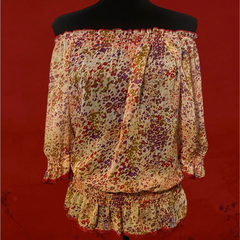 Sheer floral off the shoulder top. Medium excellent condition.